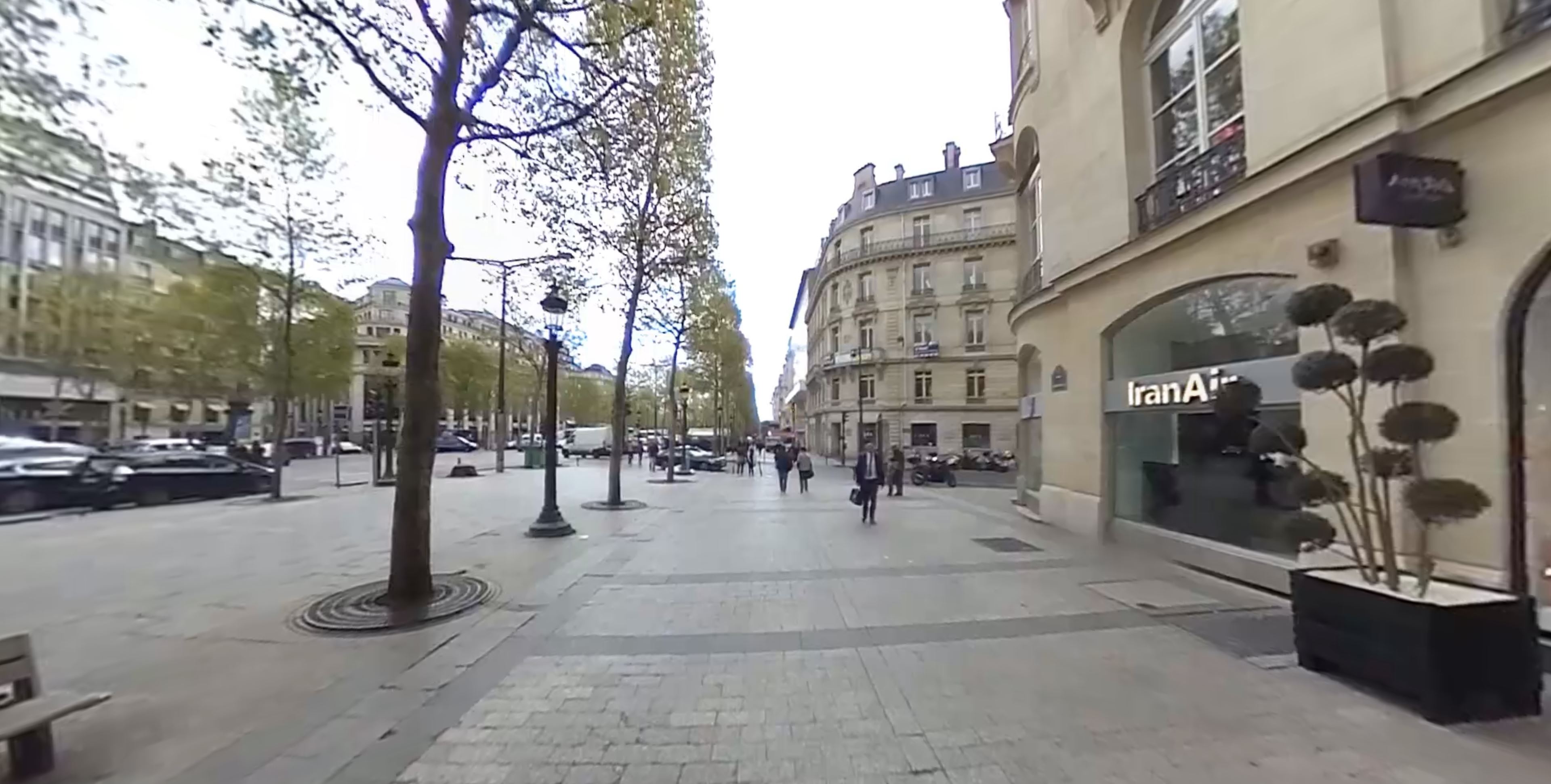 Avenue des Champs-??lys?�es 48/52 | Dejav